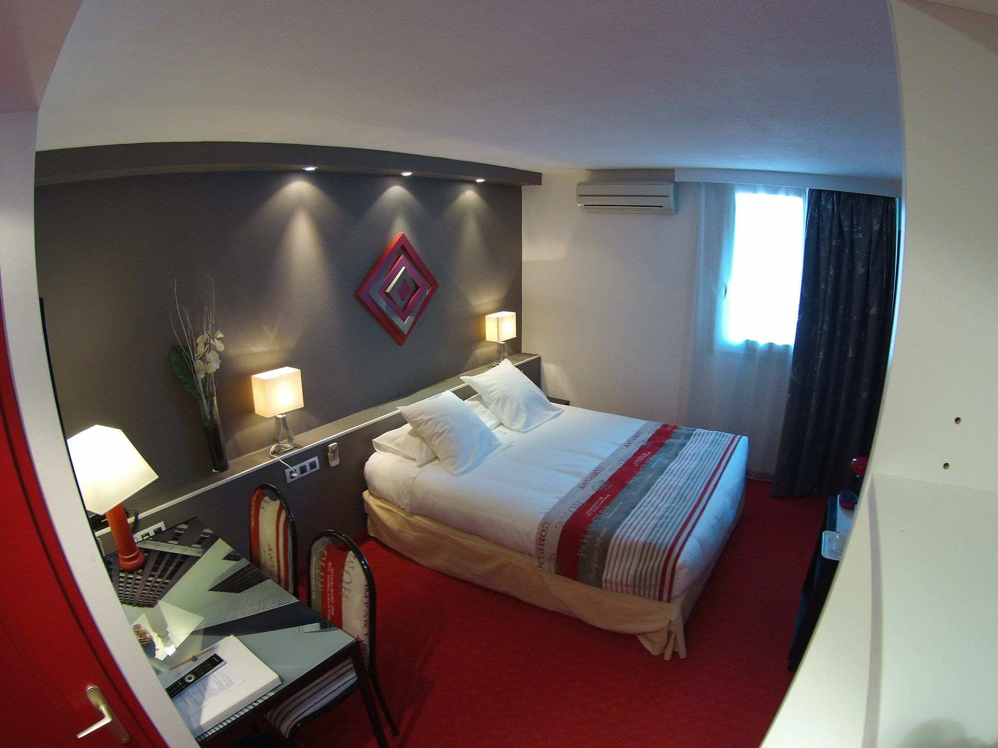 L'Initial Hotel Toulouse Exterior foto